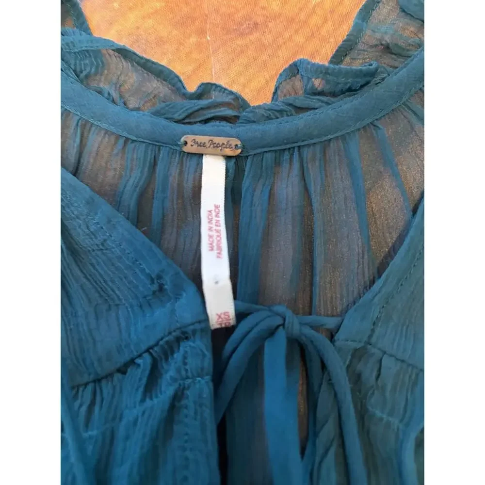 Sz XS - Free People Boho Sheer Sequin Top‎